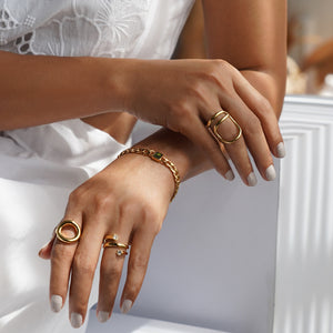 Arcane Curve Ring - Gold