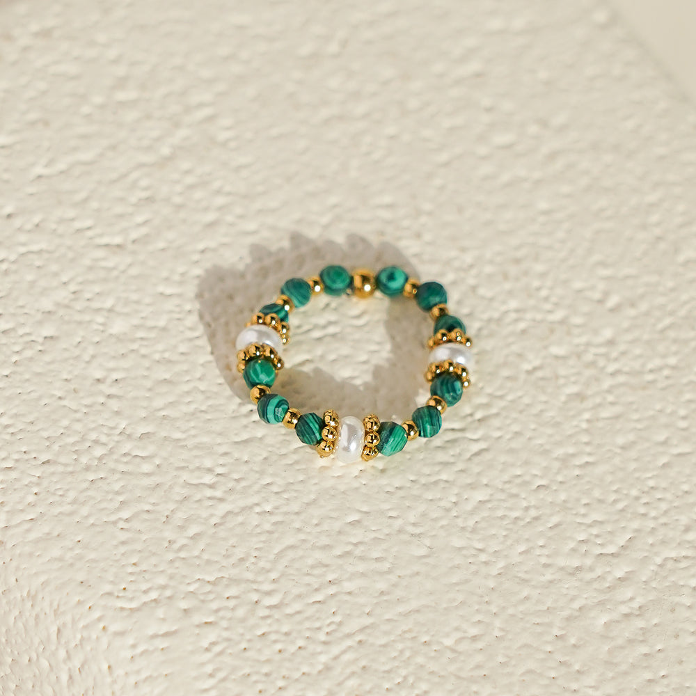 Malachite & Shell Pearls Elastic Ring