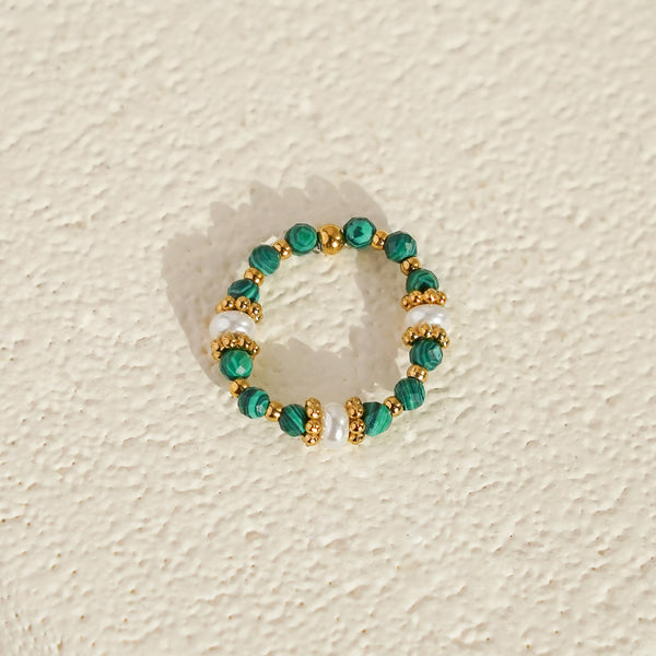 Malachite & Shell Pearls Elastic Ring