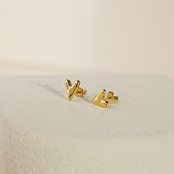 Solo Heart Earrings - Gold Vermeil