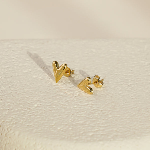 Solo Heart Earrings - Gold Vermeil