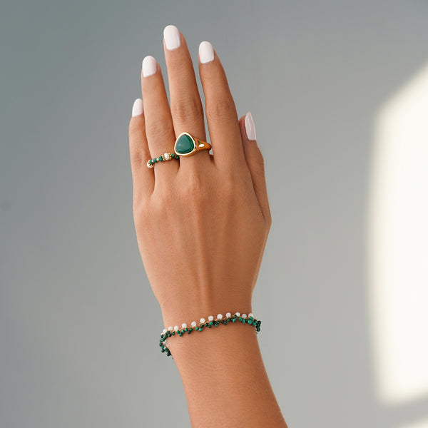 Green Onyx Trilion Ring - Gold