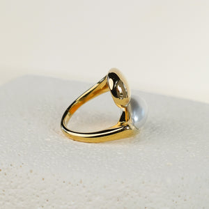Solace Bold Pearl Ring