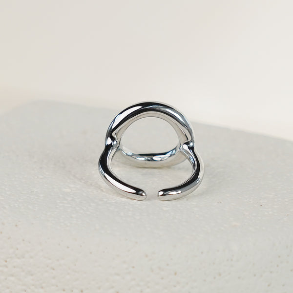 Hollow Round Ring - Silver