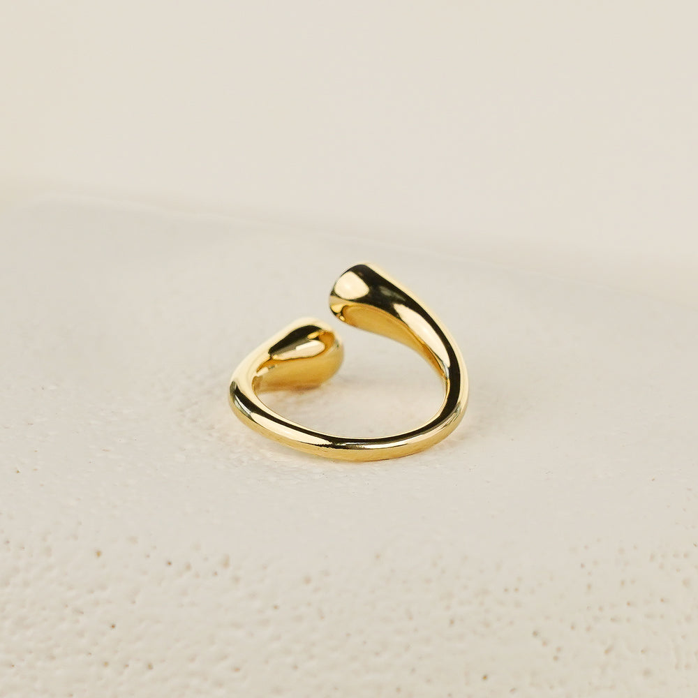 Eluna White CZ Ring