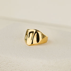 Orra Form Ring - Gold
