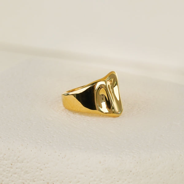 Orra Form Ring - Gold