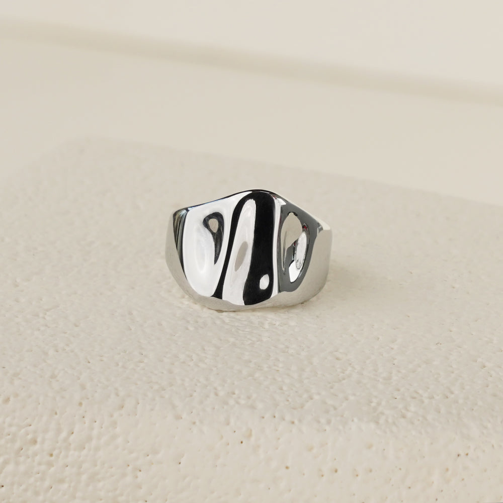 Orra Form Ring - Silver