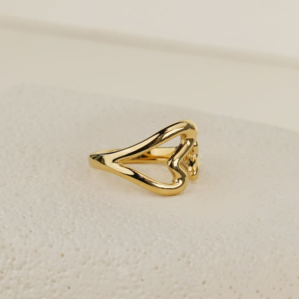 Elara Open Heart Ring - Gold