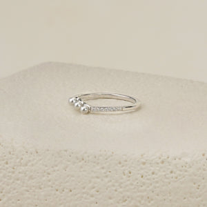 Orla Ring with Triple Pearls - Silver