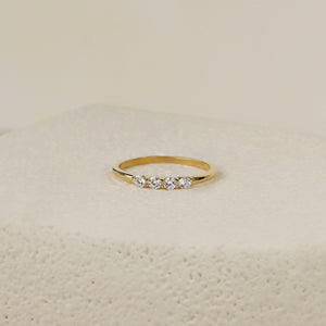 Orla Ring with Triple Pearls - Gold