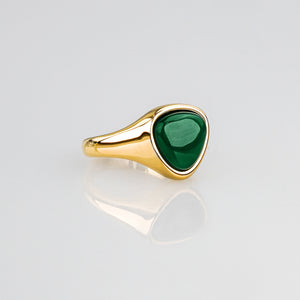 Green Onyx Trilion Ring - Gold