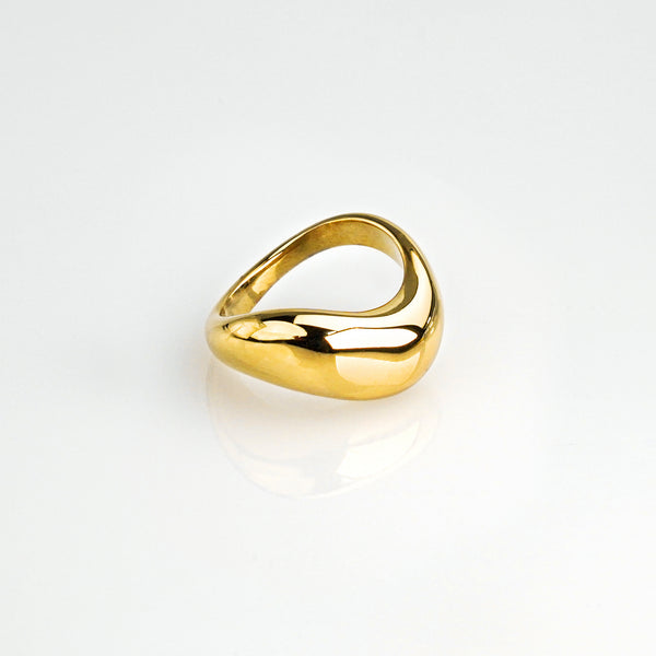 Bold Curve Ring - Gold
