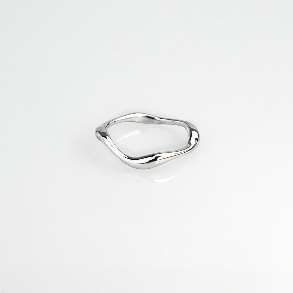 Tavi Small Curve Stacking Ring - Silver