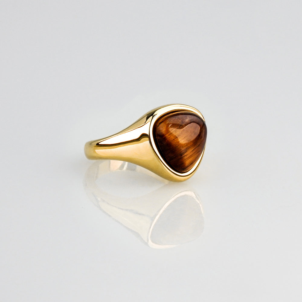 Tiger’s Eye Trillion Ring – Gold