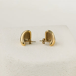 Triangle Bold Earring - Gold